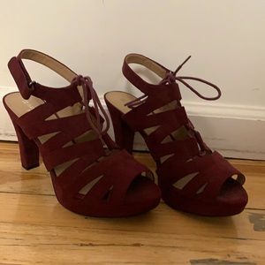 Naturalizer Maroon Strappy Heels